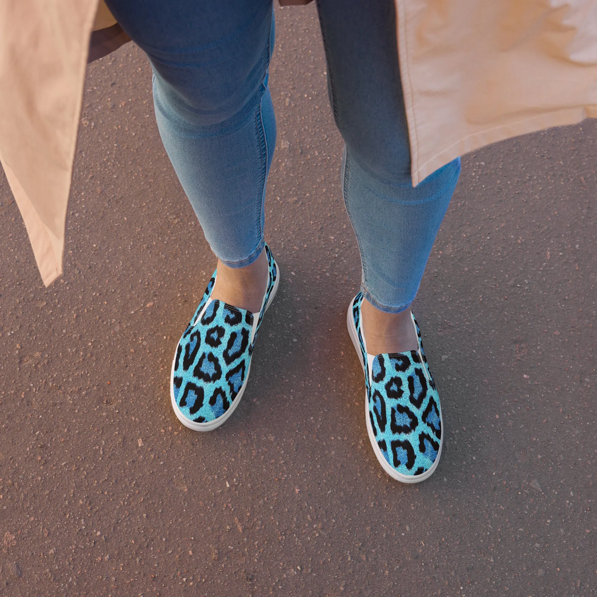 Blue Leopard Print Women’s slip-on canvas shoes