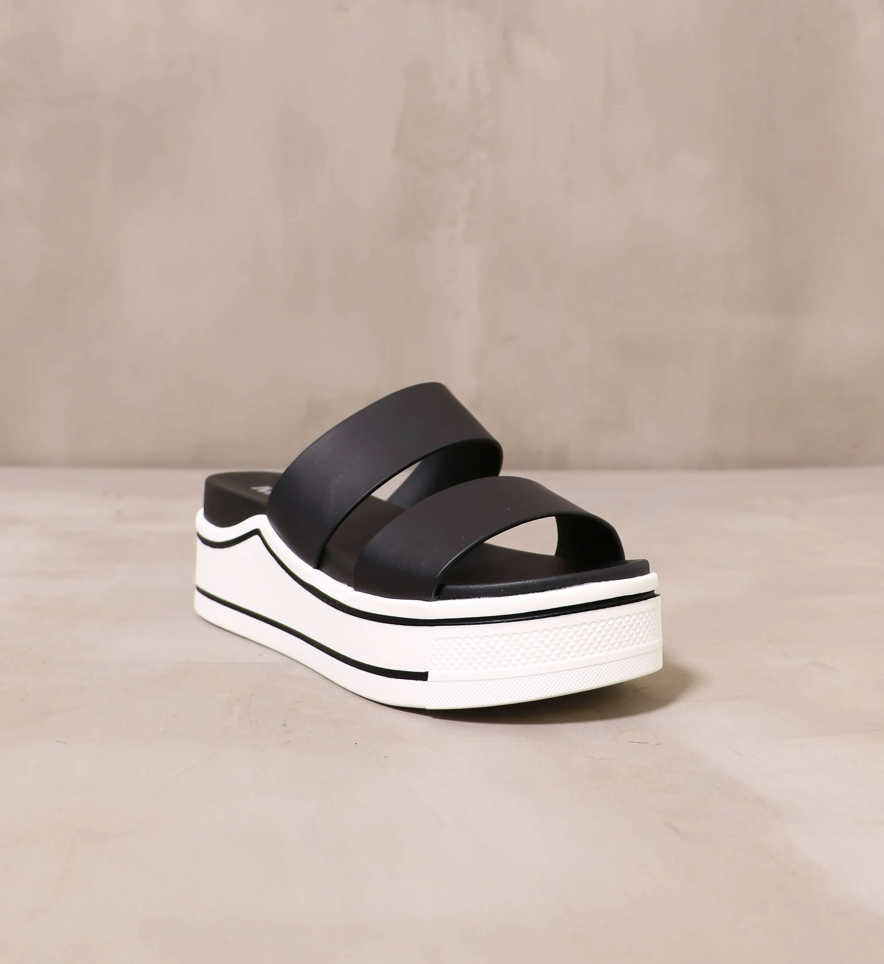 PLATFORM AN OPINION SANDAL